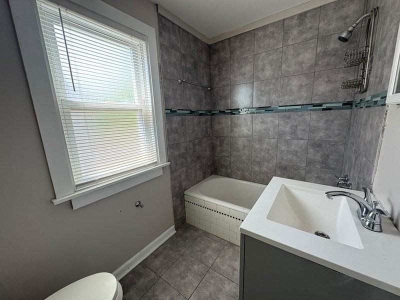 15387 Lesure St - Photo 6 of 17