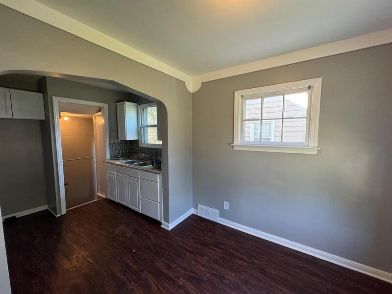 9982 Mccormick St - Photo 3 of 22