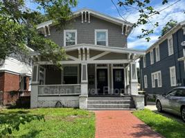featured image of 2803 College St