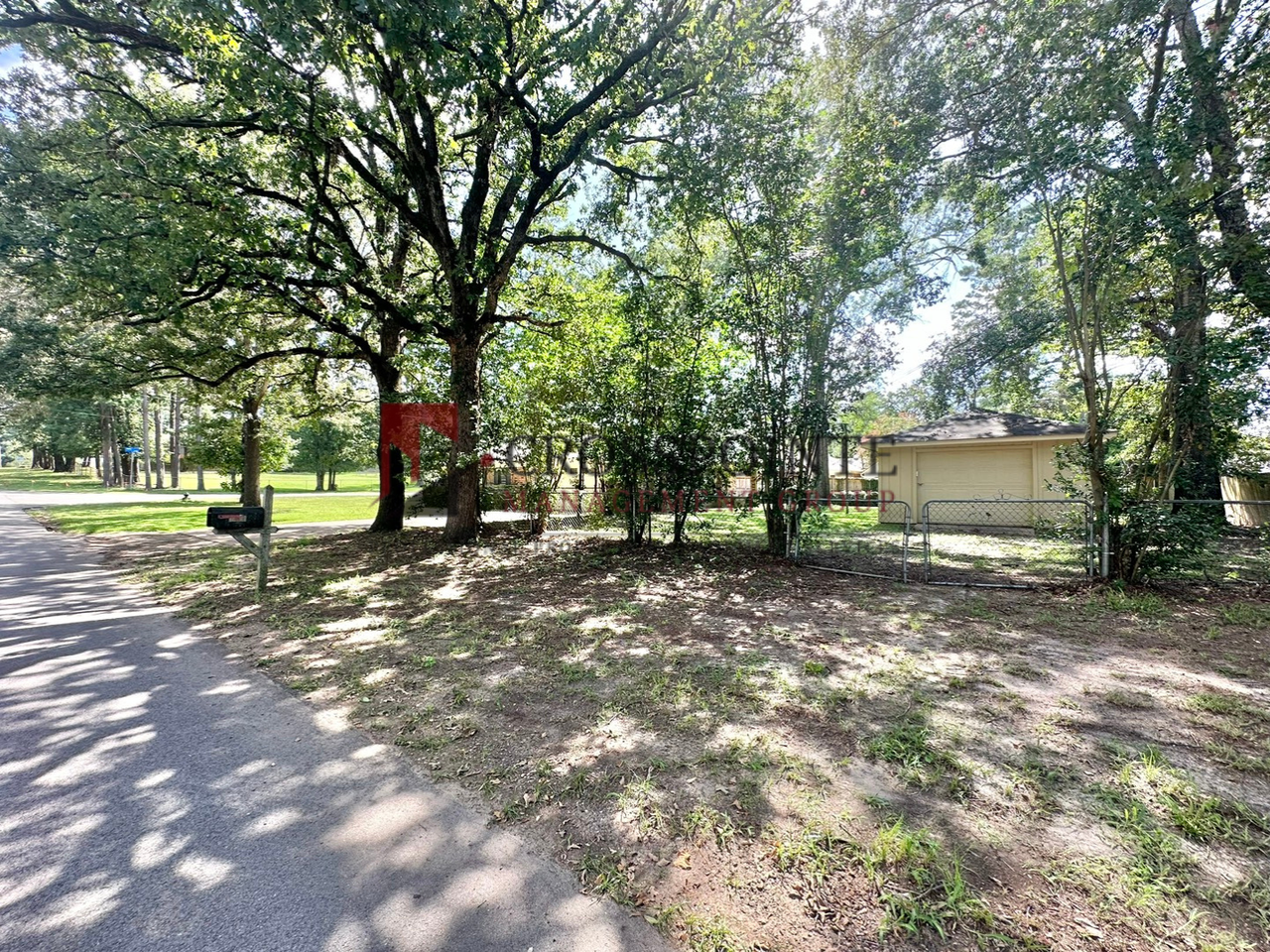 2448 Holly Ln - Photo 4 of 29