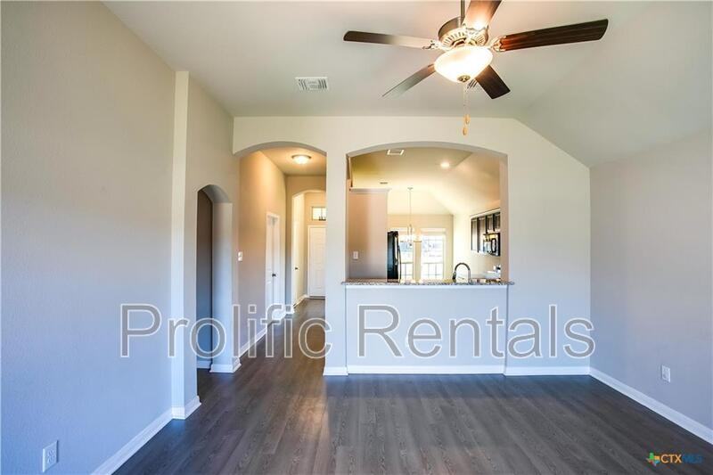 805 Stockdale Rd - Photo 5 of 24