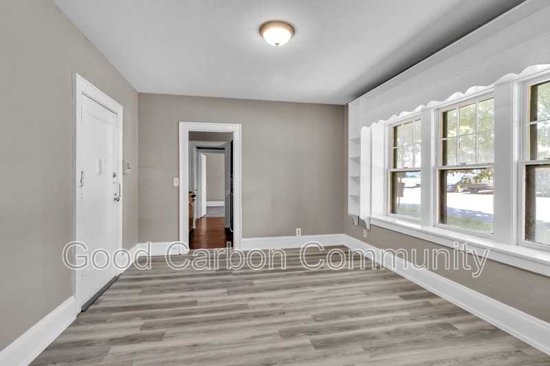1016 Amherst St #A3 - Photo 6 of 12