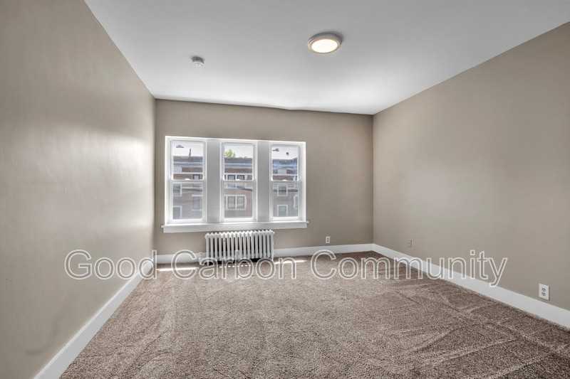 1016 Amherst St #C2 - Photo 3 of 10