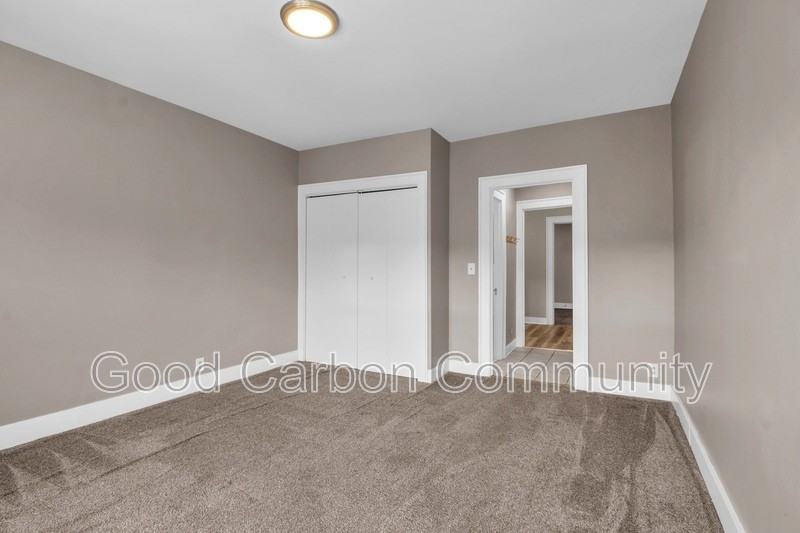 1016 Amherst St #C2 - Photo 4 of 10