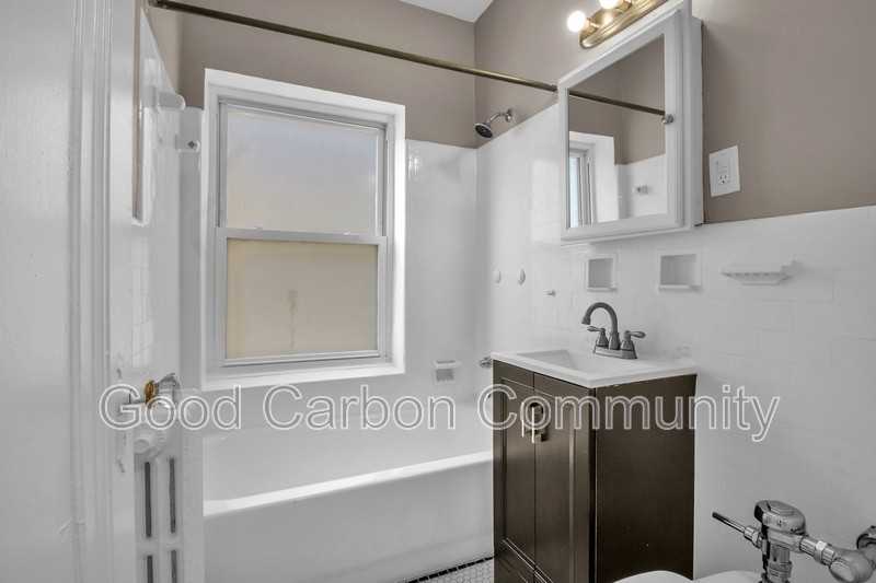 1016 Amherst St #C2 - Photo 5 of 10