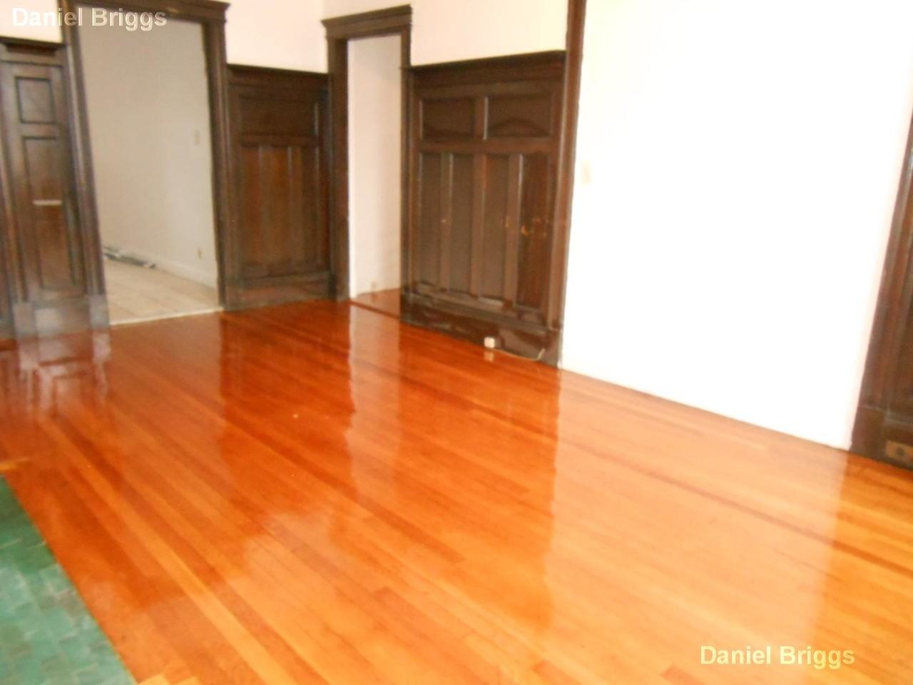 1905 Beacon St #3F - Photo 4 of 15