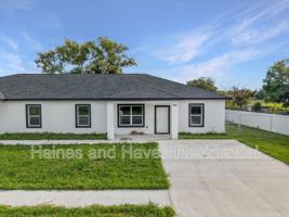 featured image of 308 E Pearl St