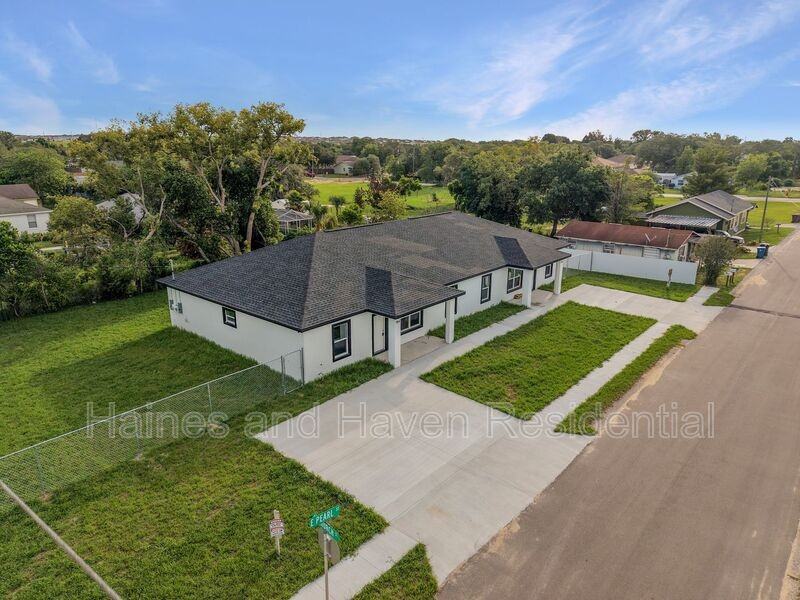 308 E Pearl St - Photo 6 of 30