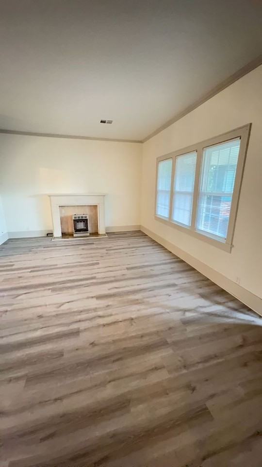 1326 W Elm Ave - Photo 3 of 13