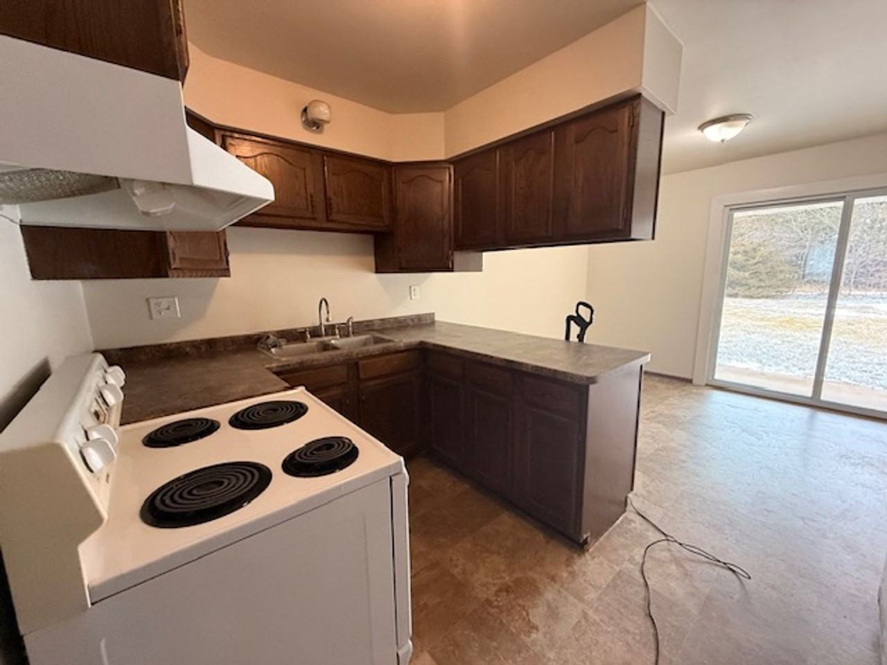 1620 28th St N - Photo 3 of 12