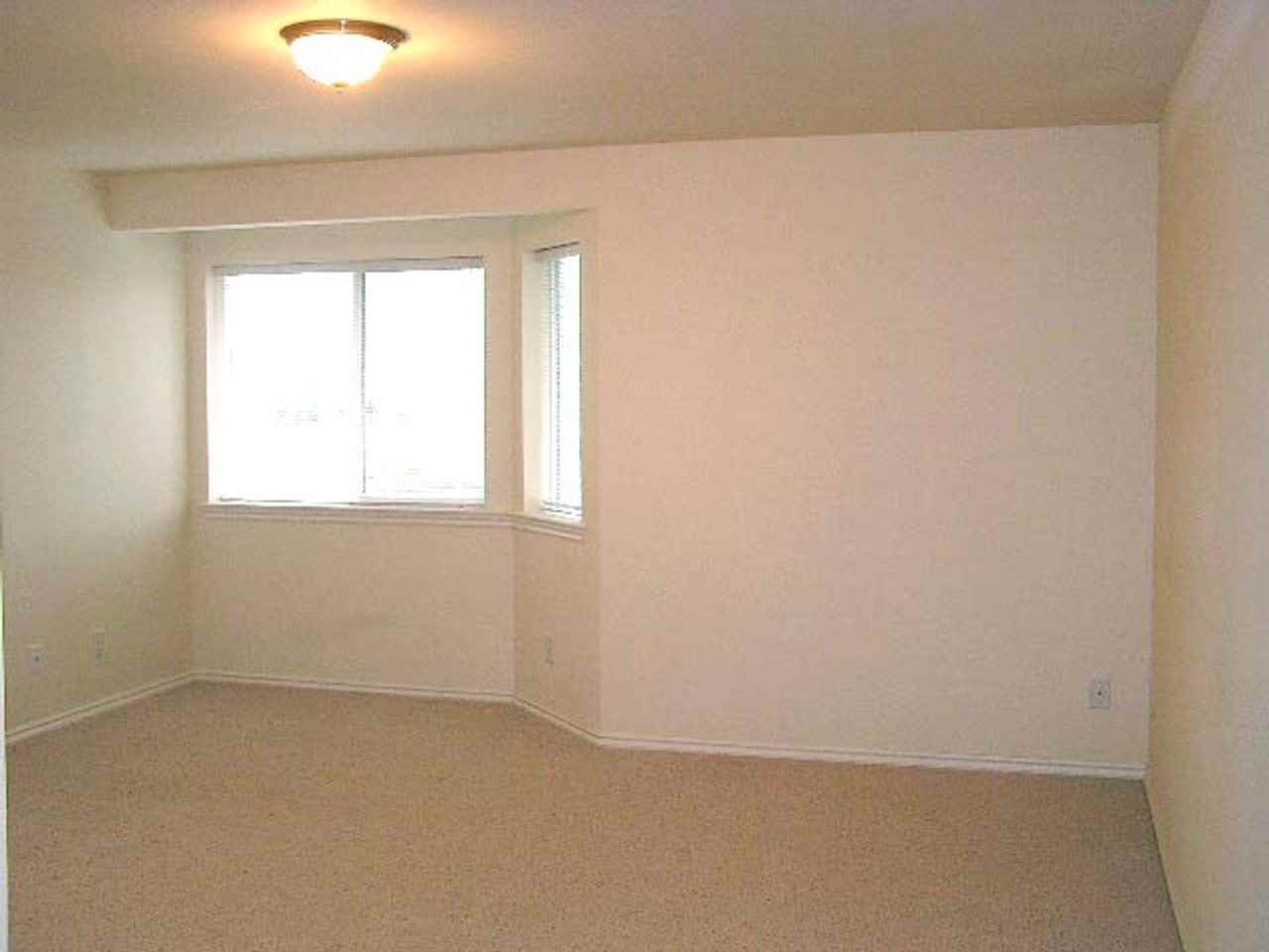 358 E Bellis Fair Pkwy #101 - Photo 4 of 35