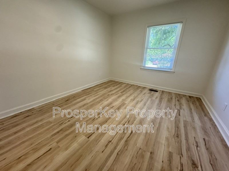 3552 Irwin Way - Photo 5 of 13