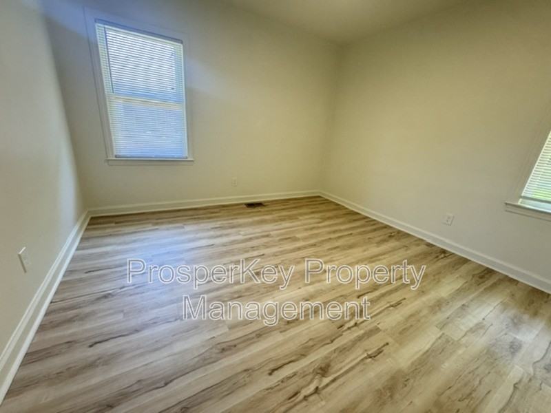 3552 Irwin Way - Photo 7 of 13