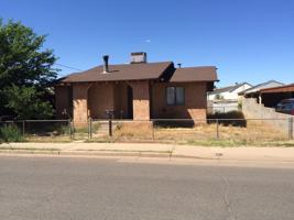 featured image of 214 W Cherry St