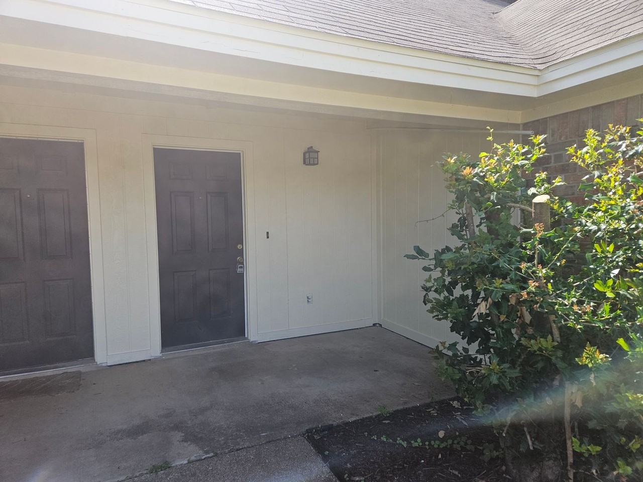 7614 April Ct - Photo 2 of 23