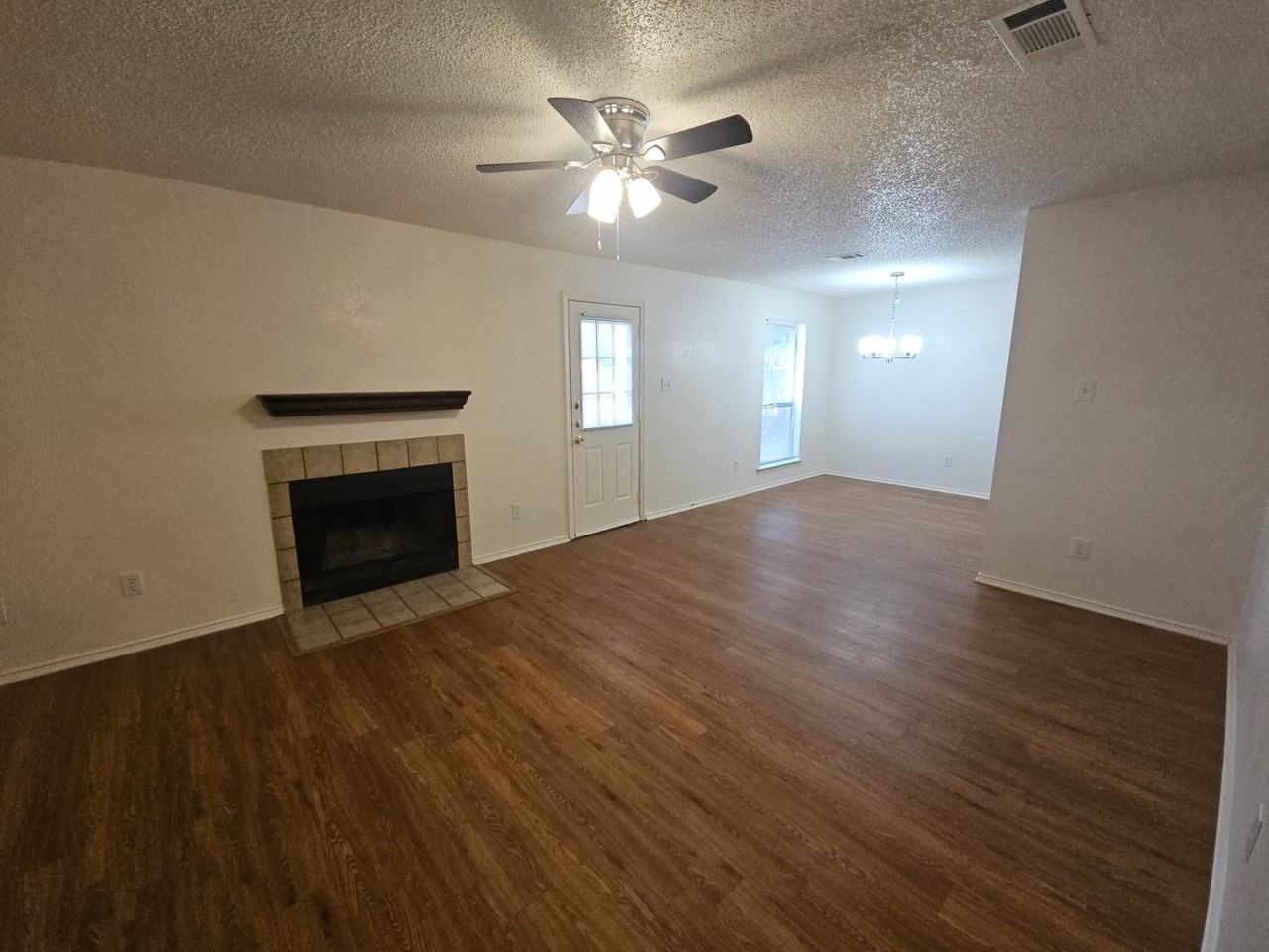7614 April Ct - Photo 5 of 23