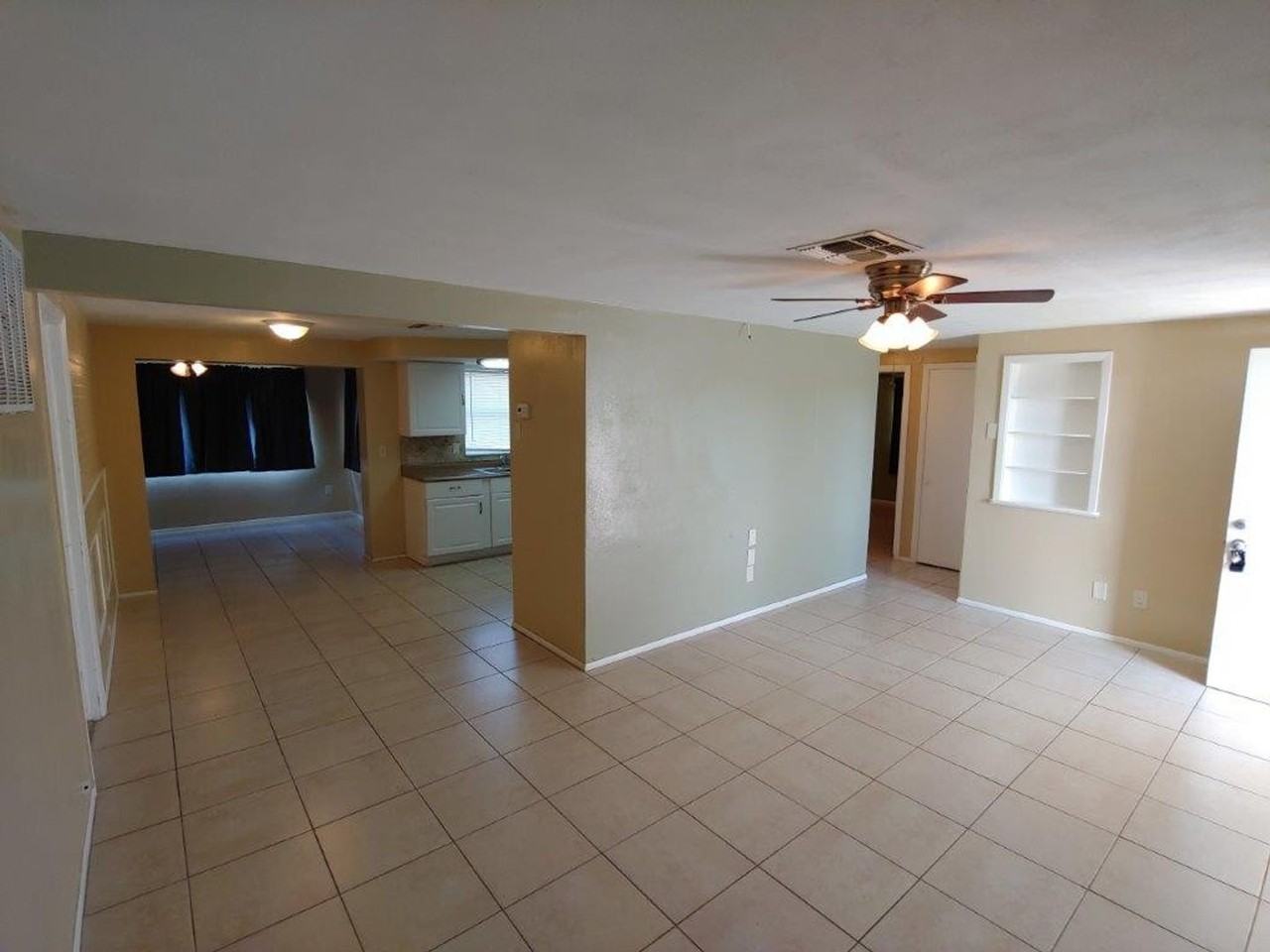 3439 Clydesdale Dr - Photo 3 of 9