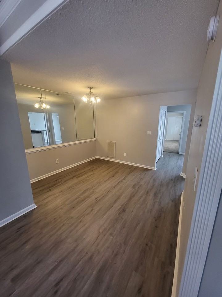 1119 Shoal Creek Trl - Photo 3 of 15