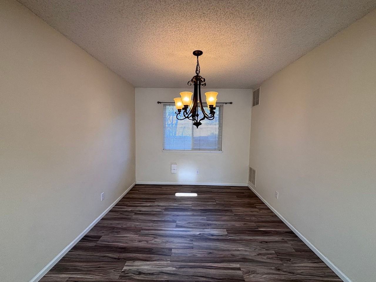 3990 Vicksburg Ter - Photo 5 of 16