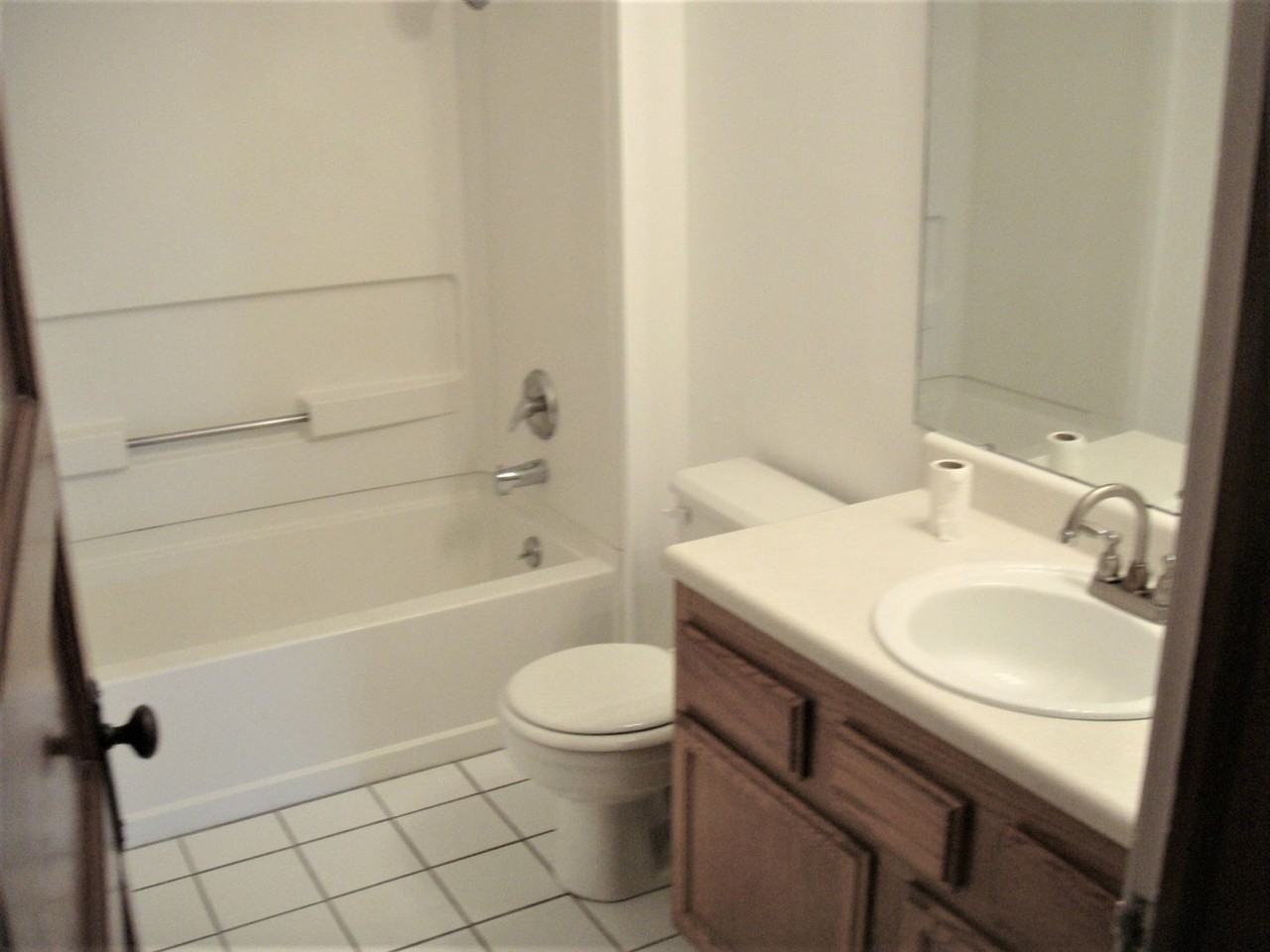 989 E Mount Vernon St - Photo 5 of 6