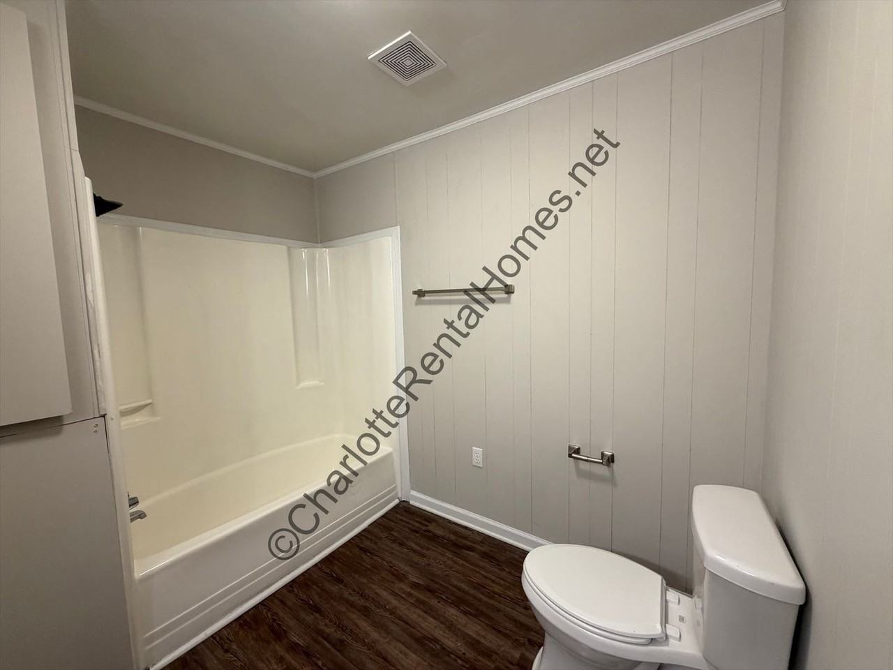 110 Elm Rd - Photo 6 of 12