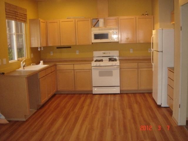 18805 143rd Ct Ne - Photo 3 of 18