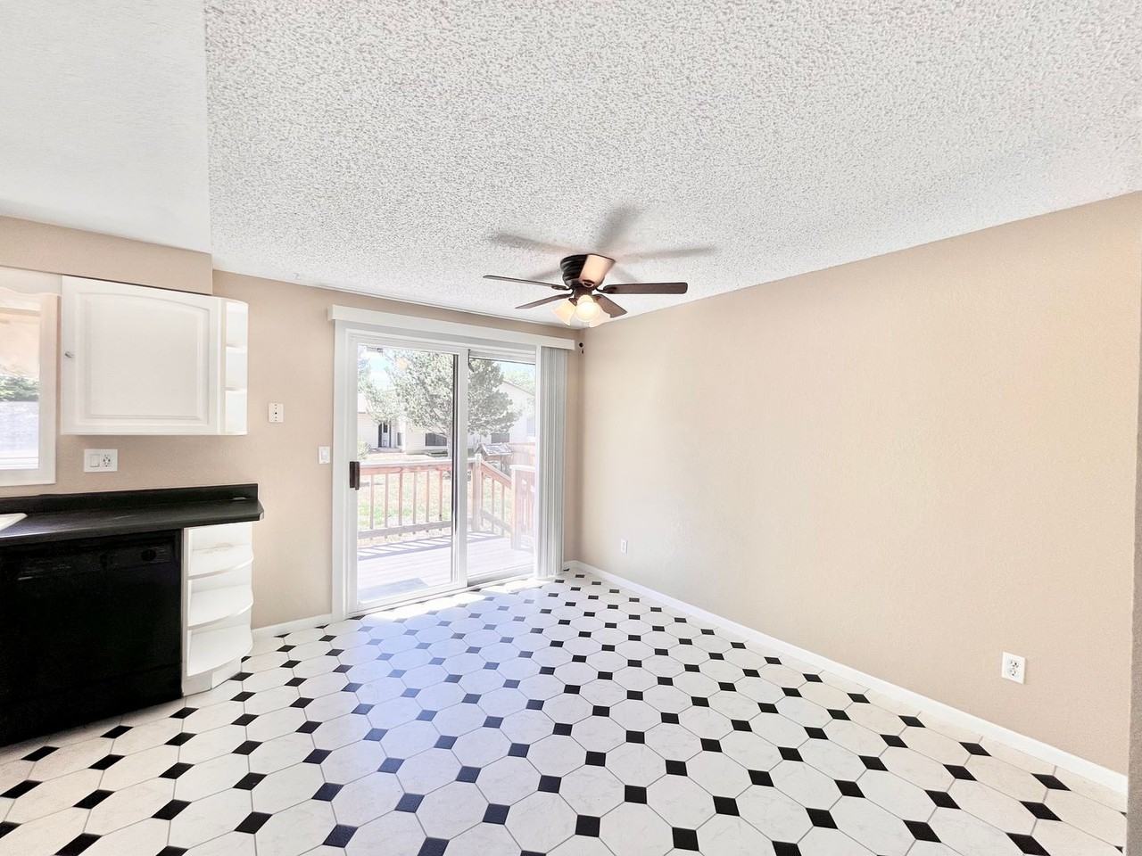1209 S Del Norte Dr - Photo 4 of 20