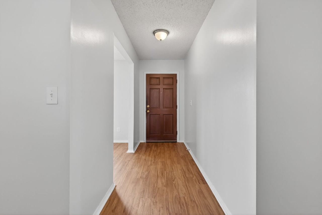 516 Penman Rd - Photo 2 of 43