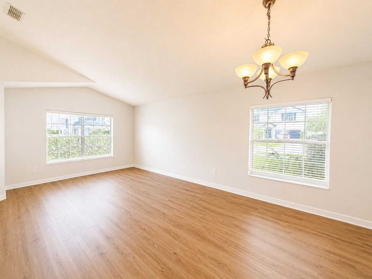 2351 Holly Pine Cir - Photo 4 of 19