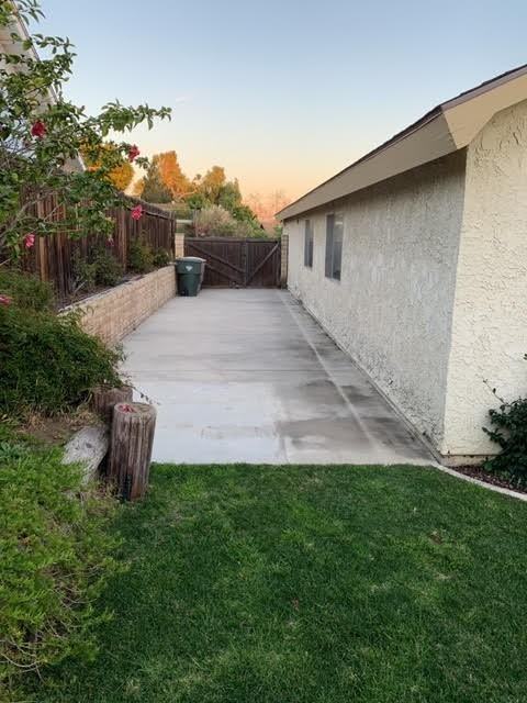 1869 Clearwater Dr - Photo 4 of 23