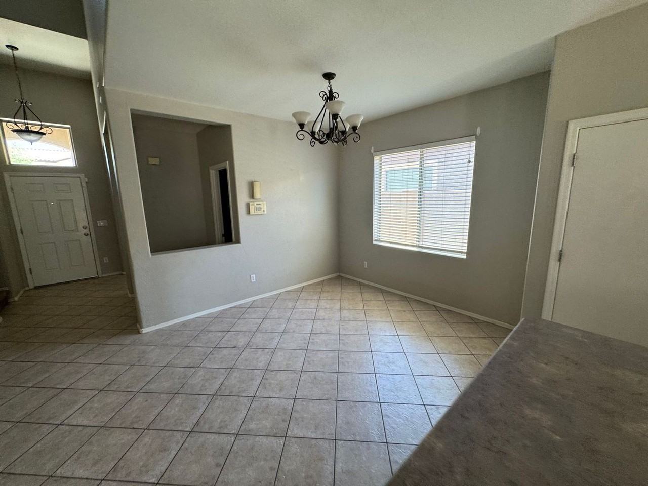 45296 W Gavilan Dr - Photo 4 of 28