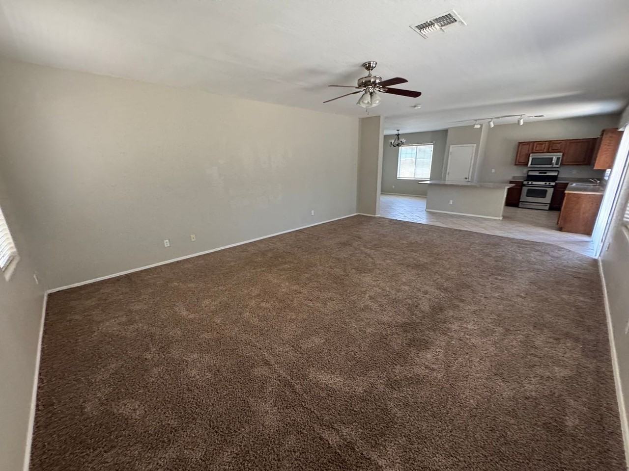 45296 W Gavilan Dr - Photo 5 of 28
