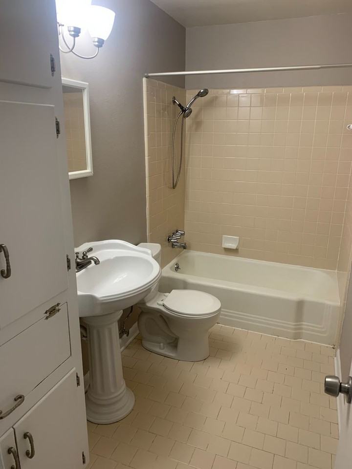 905 Rickey Pl - Photo 7 of 12
