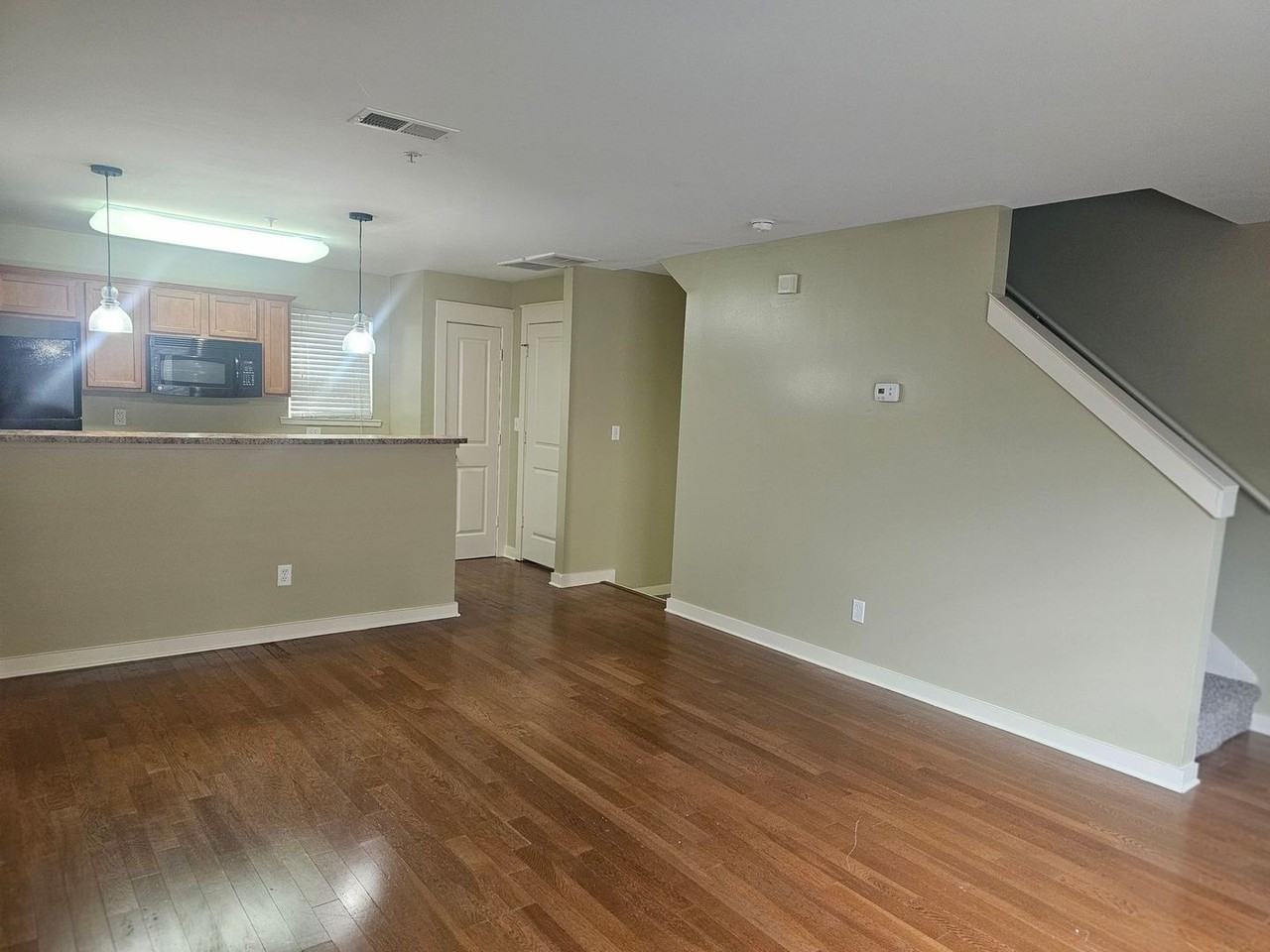 1679 Park Town Pl - Photo 3 of 10