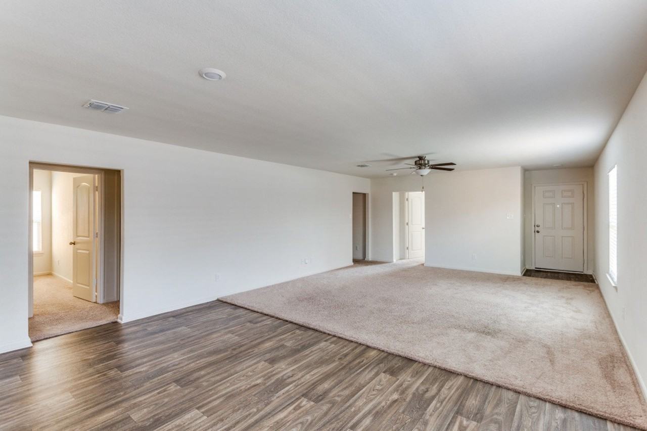 7335 Aaron Jordan Dr - Photo 3 of 12