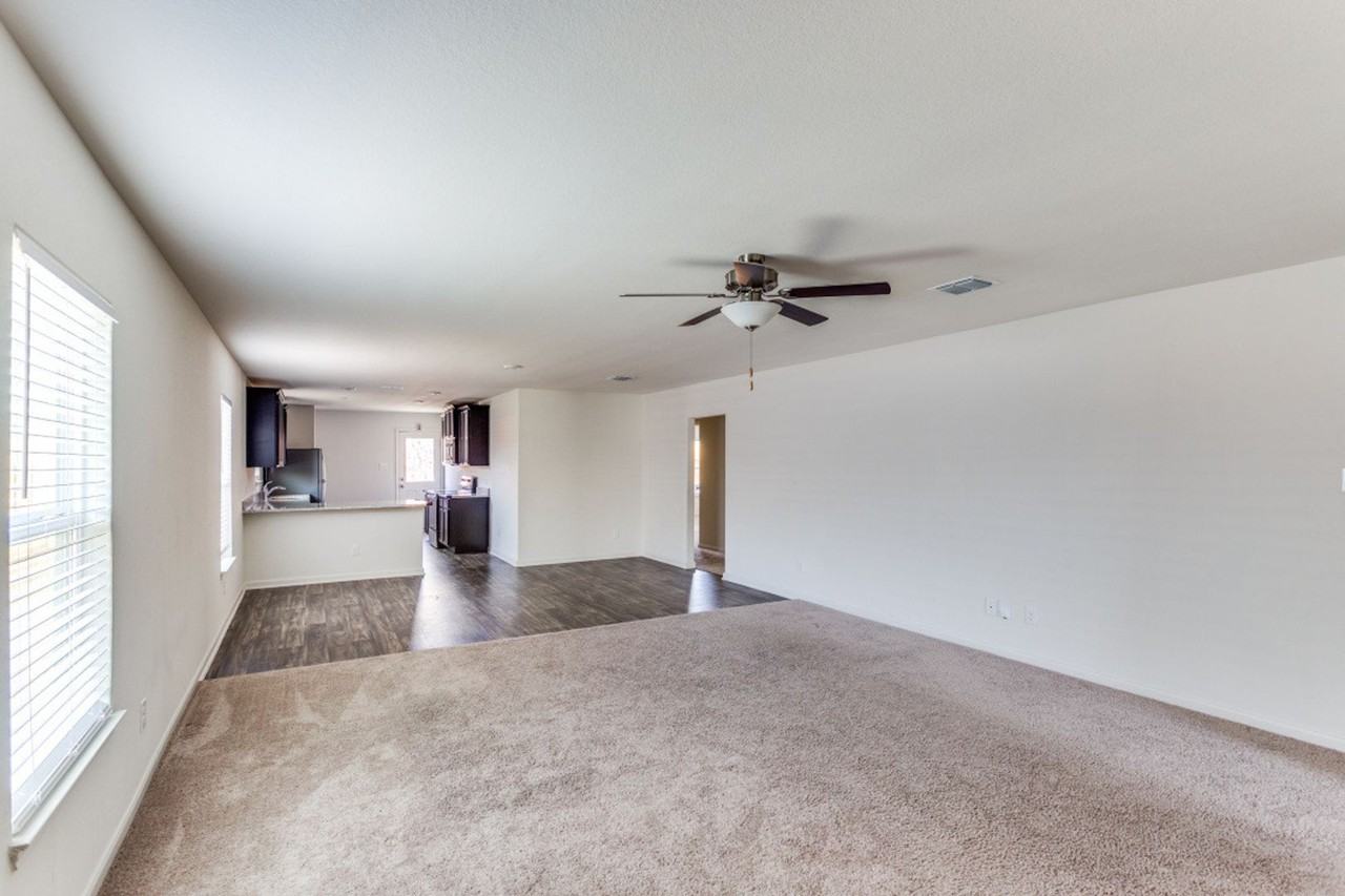 7335 Aaron Jordan Dr - Photo 4 of 12
