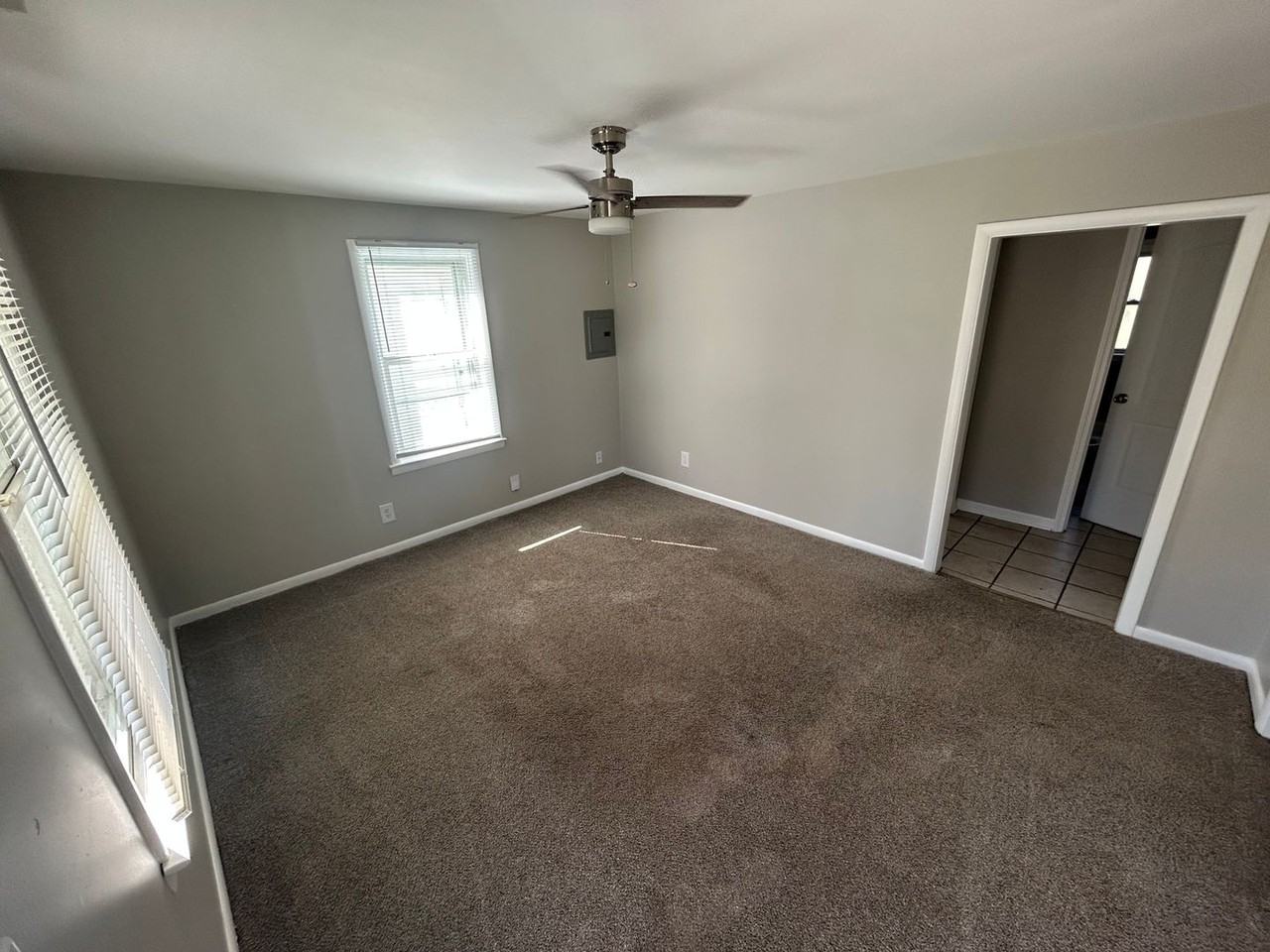 4122 Craig Ave - Photo 2 of 6