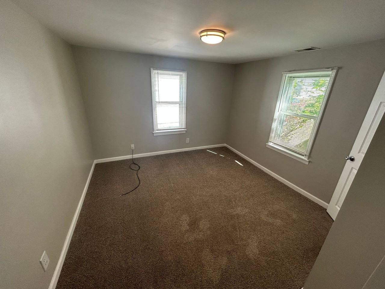 4122 Craig Ave - Photo 3 of 6