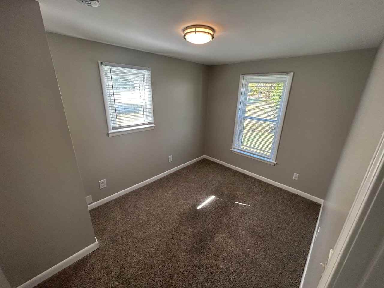 4122 Craig Ave - Photo 4 of 6