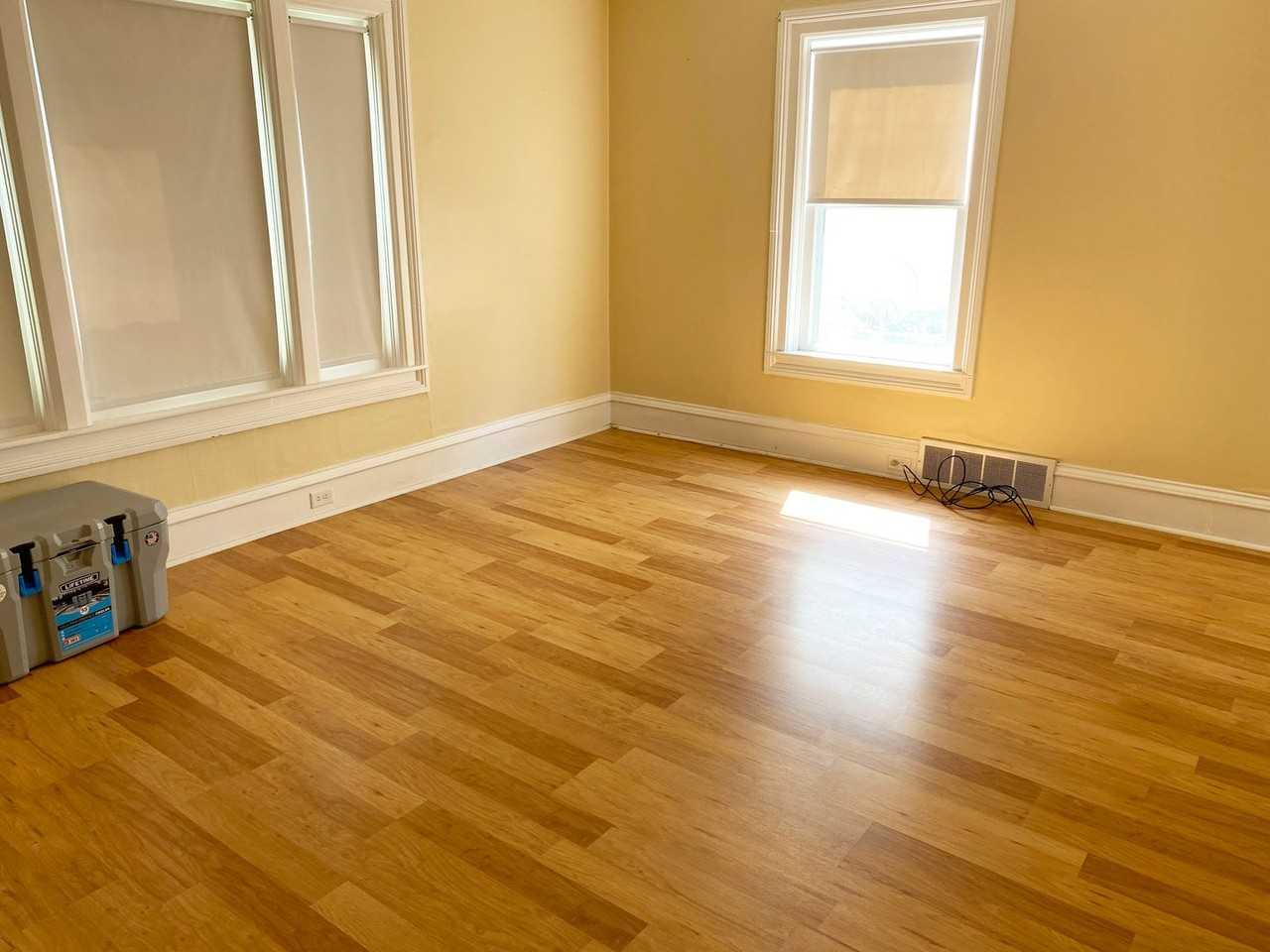 810 Steuben St - Photo 4 of 24