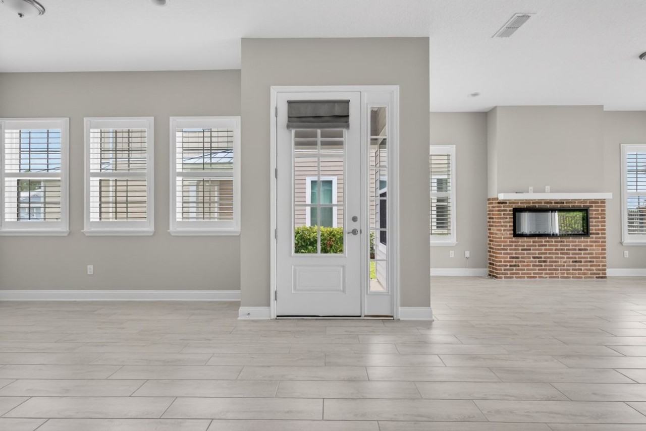 527 Marquesa Cir - Photo 6 of 42