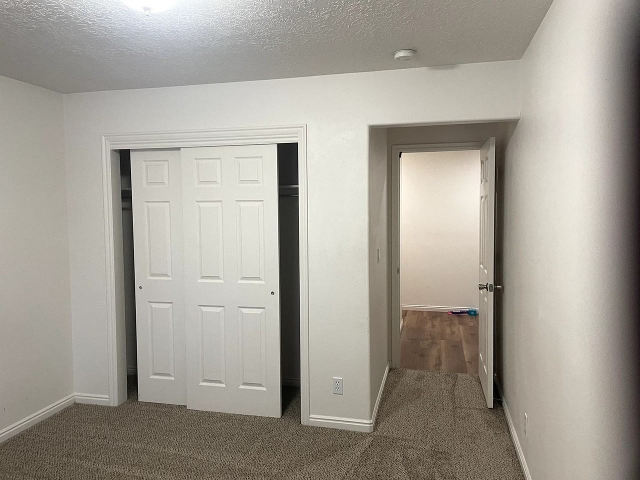 1145 N 2960 W - Photo 7 of 7