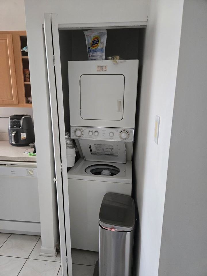 Skiritai 1037 Polk, LLC - Photo 7 of 17