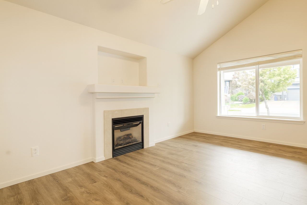 20812 Comet Ln #1 - Photo 4 of 30