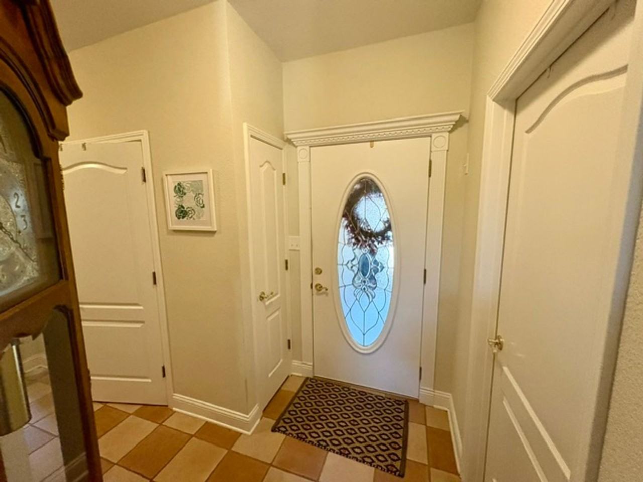 1729 Pine Ave - Photo 2 of 15
