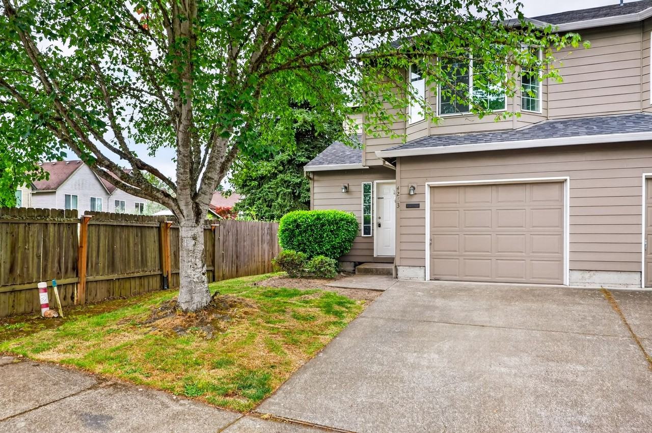 4263 Sw 159th Ave - Photo 2 of 20