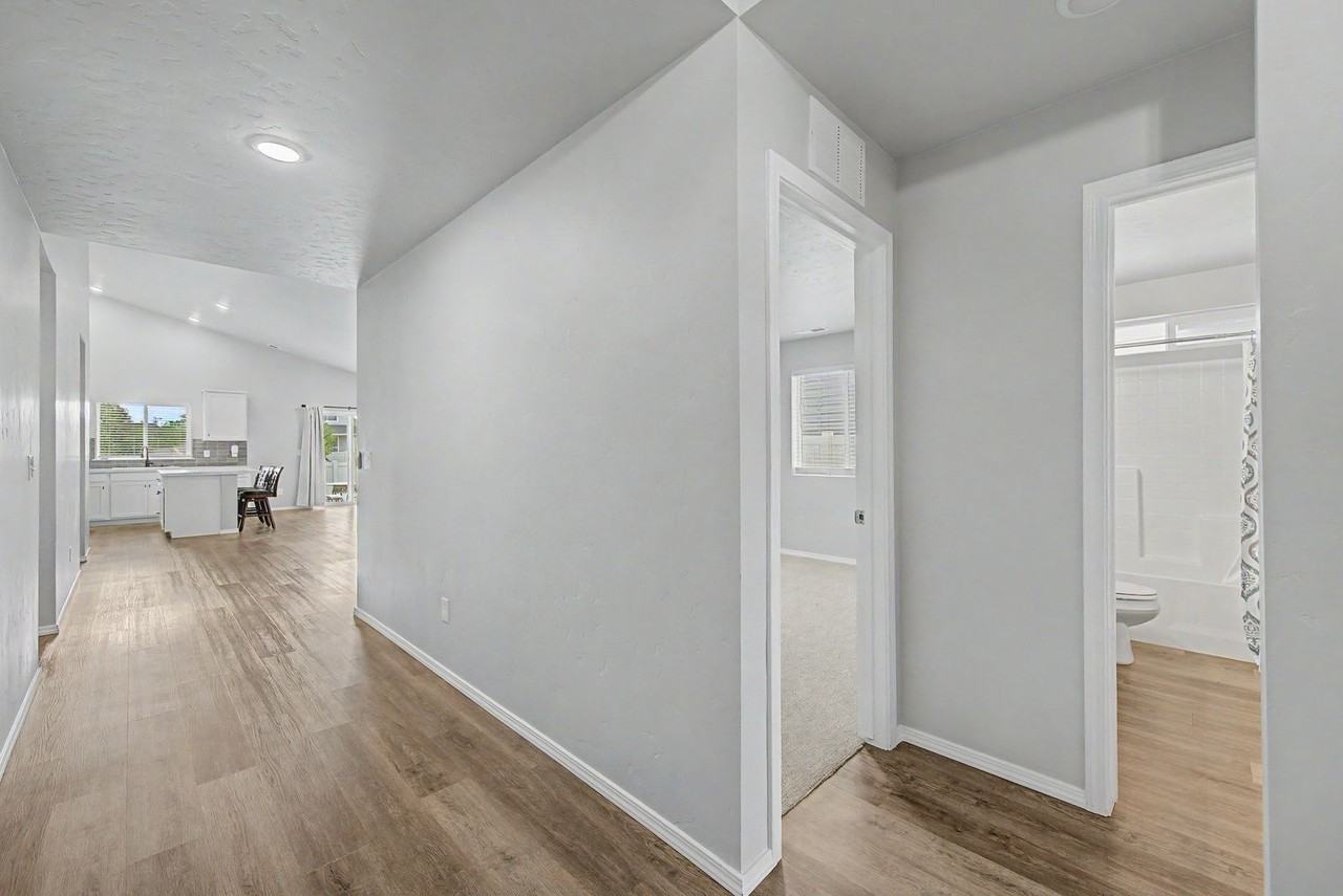6881 S Sushana River Ave - Photo 3 of 21