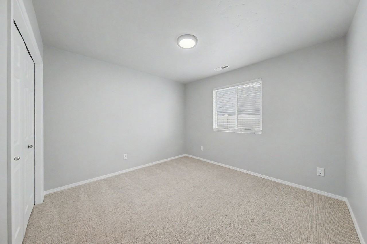 6881 S Sushana River Ave - Photo 7 of 21
