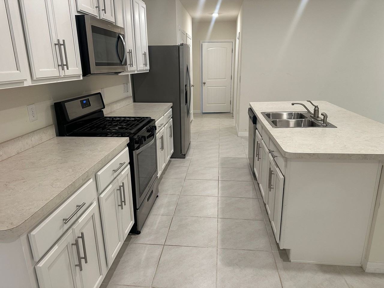 20043 Royal Tern Ct - Photo 5 of 20