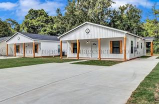 702 Carmen Ave - Photo 1 of 1